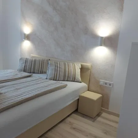 Lux * Hajdúszoboszló